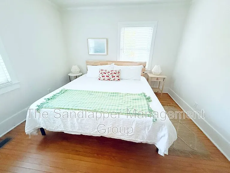 4509 Old Park Rd — Photo 16
