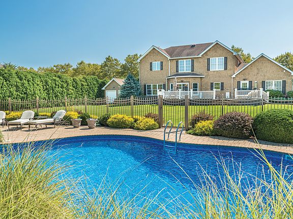 2nd image of 12 Millfarm Ln