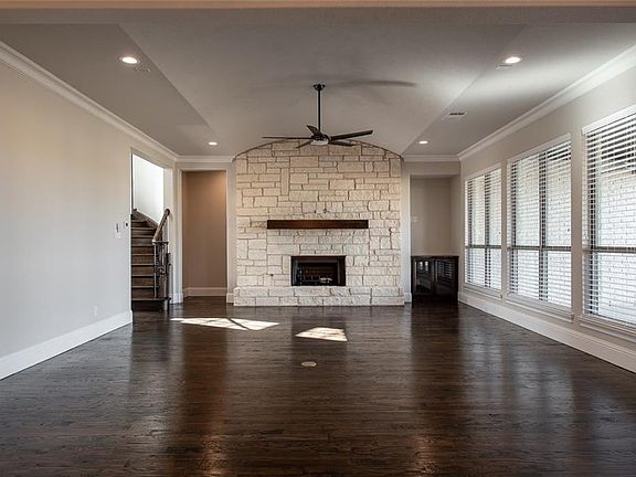 4th image of 1005 Covenant Ct