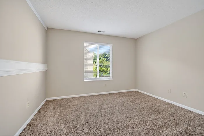 9833 Worthington Blvd — Photo 25