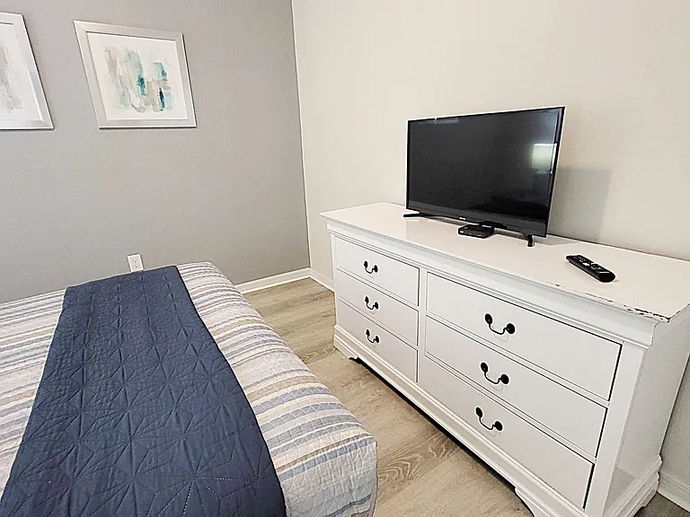 2412 Tangier Dr — Photo 3