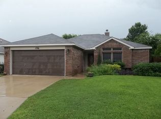 1706 Twisted Oak Dr, Temple, TX 76502
