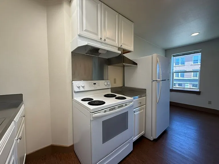 375 Park Ave #1 — Photo 12
