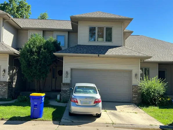 1813 12th Ave Unit C, Coralville, IA 52241