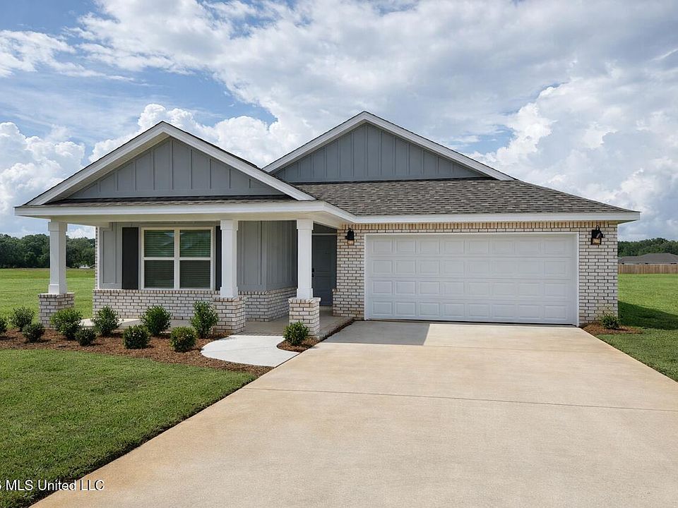 1st image of 205 Magnolia Farms Dr