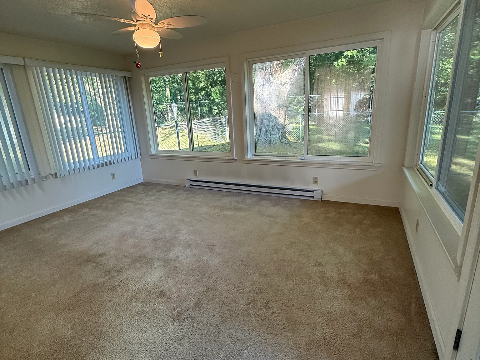 3 bed, 1.5 bath, $1,575 — Photo 4