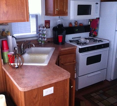 2nd image of 2005 Park Model #Lot 281