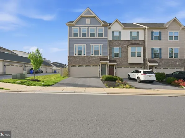 5912 Pecking Stone St, New Market, MD 21774