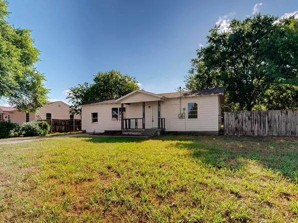 2530 Gerry Way St, Lancaster, TX 75134