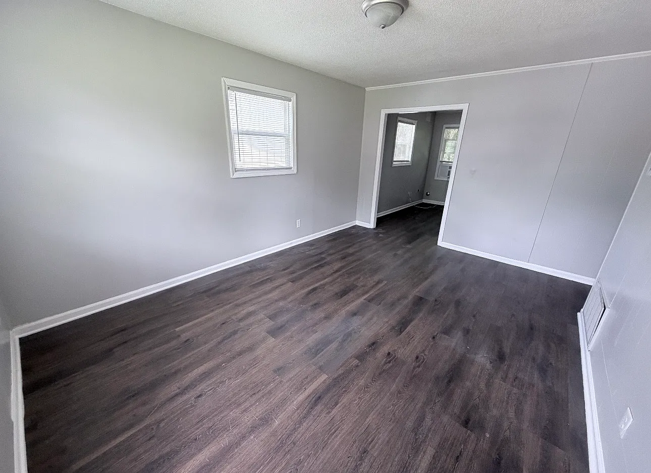 100 McKellar Ct — Photo 4