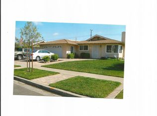 4832 Merten Ave, Cypress, CA 90630