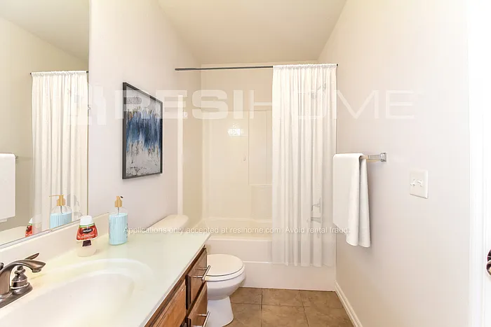 11709 SW 8th St — Photo 13