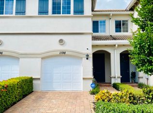 1198 Paisley Ct, Lake Worth, FL 33461