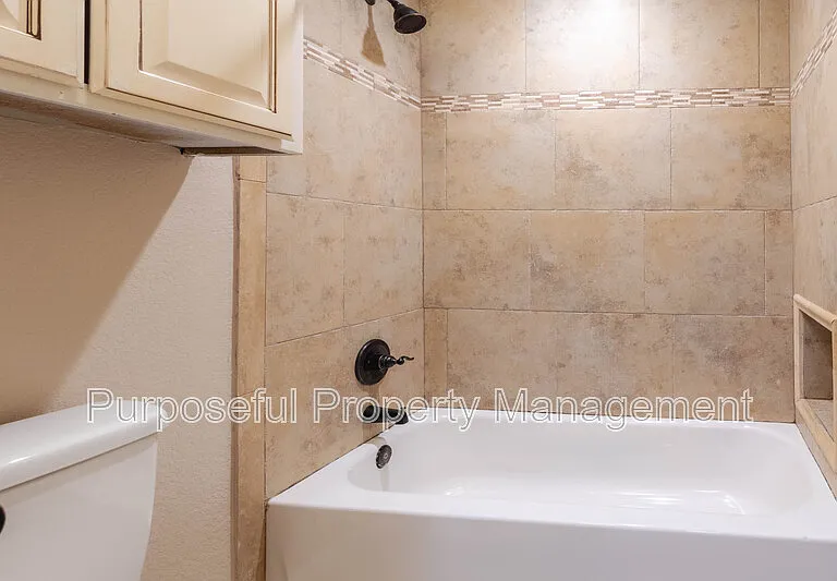 9204 Aaron Dr — Photo 22