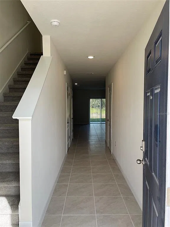 3 bed, 2.5 bath, 1515 sqft, $1,699 — Photo 3