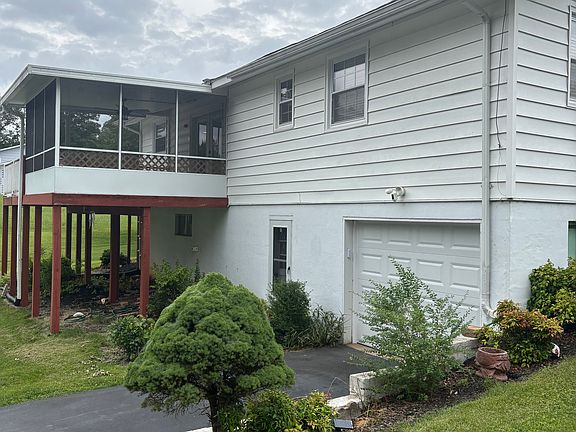 2nd image of 11157 Thornton Dr
