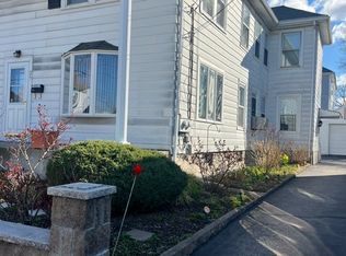 25 Burke St #1, Pawtucket, RI 02861