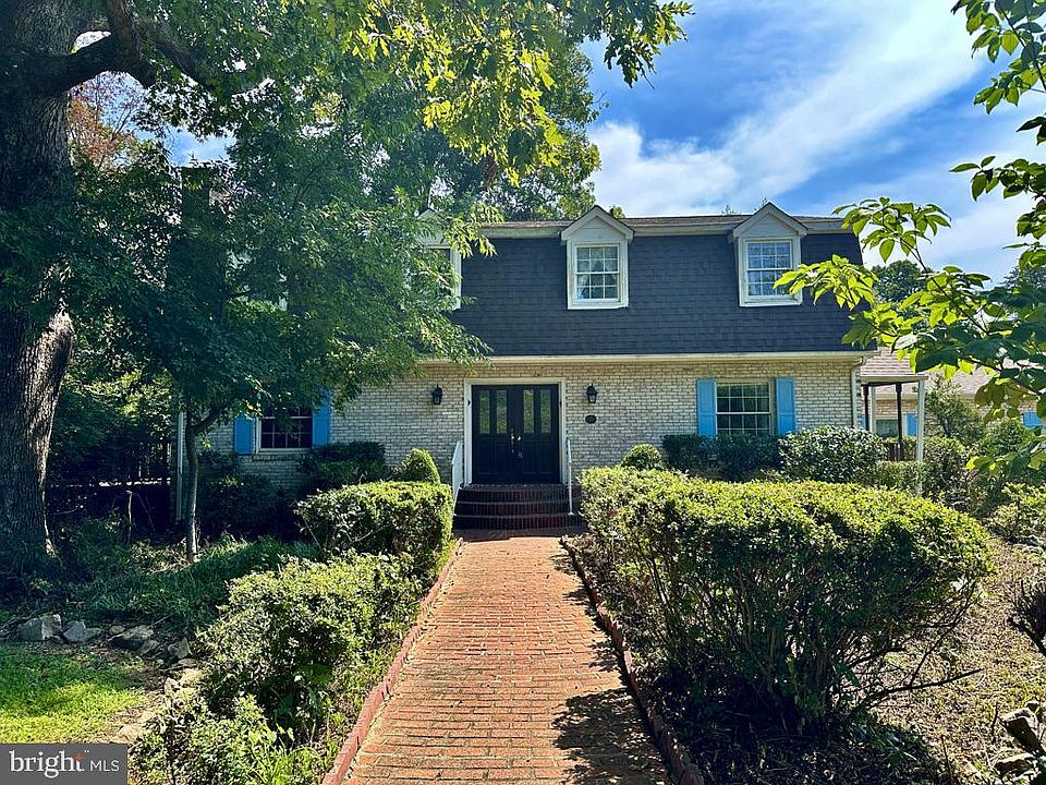 1st image of 300 Mount Olive Rd