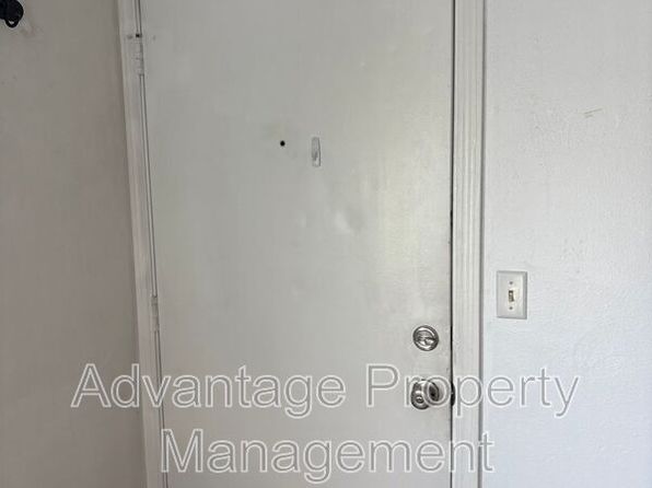 146 SW Cottage St APT 14