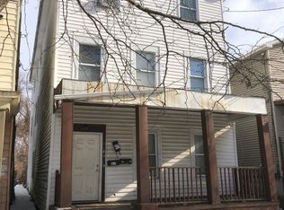 121 2nd St, Albany, NY 12210