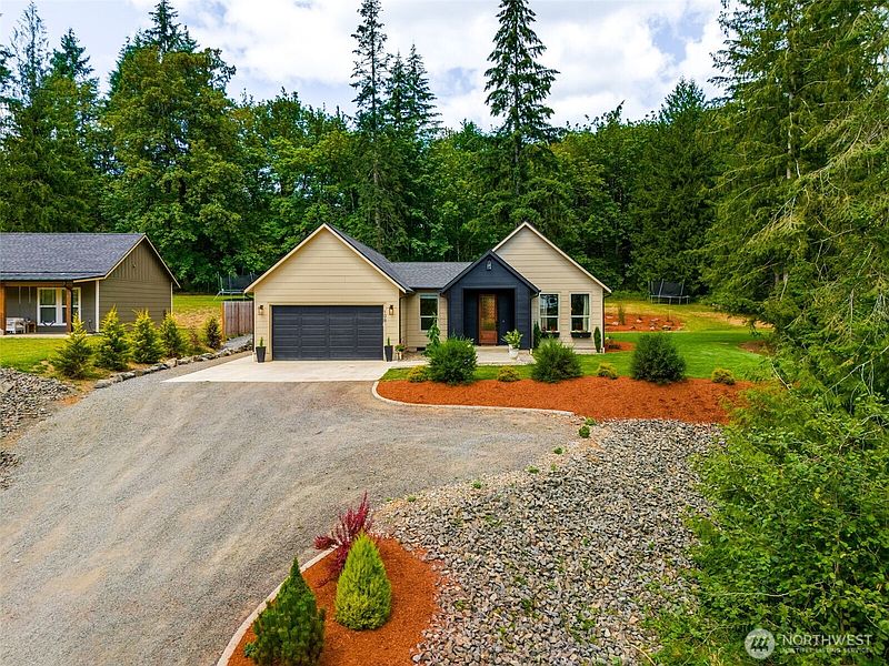 2nd image of 108 Lily Lane