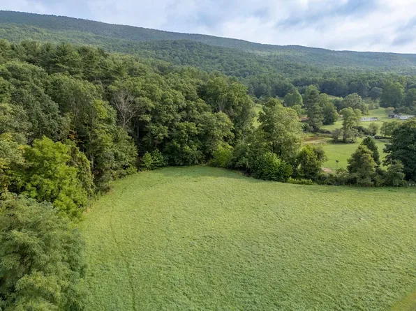 1144 Dry Fork Rd, Rocky Gap, VA 24366
