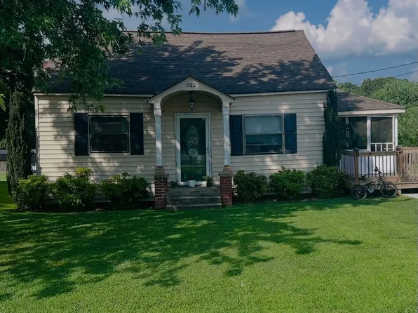 922 Wesley Ave N, Cullman, AL 35058