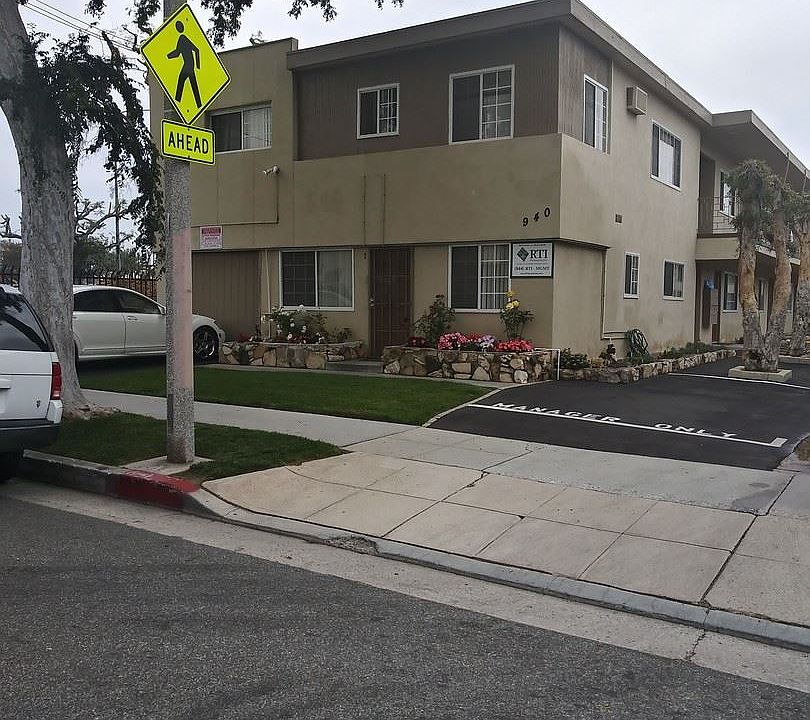 1st image of 940 S Flower St APT 2