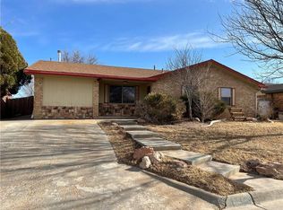 1419 N Maple Ave, Guymon, OK 73942