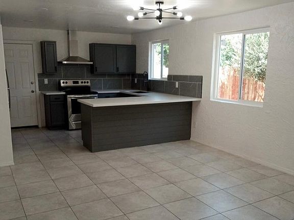 2nd image of 2520 W Vista Ave APT A