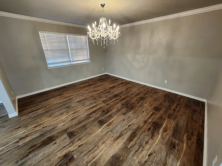 204 S Morrison Dr — Photo 5