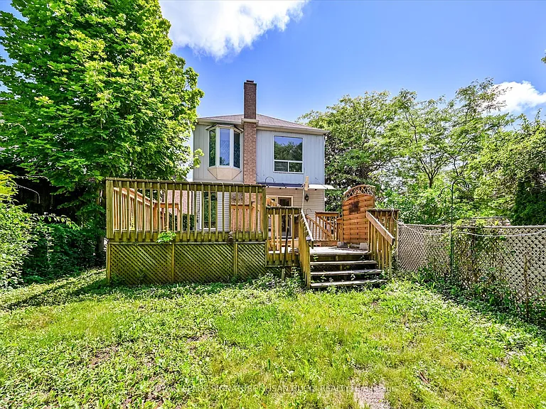 32 Marilyn Cres #MAIN — Photo 37