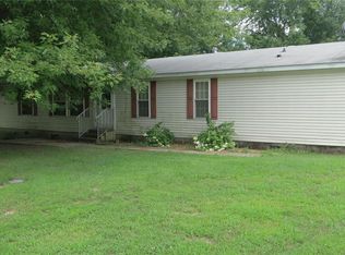 6584 Park Way Ln, Mount Olive, IL 62069