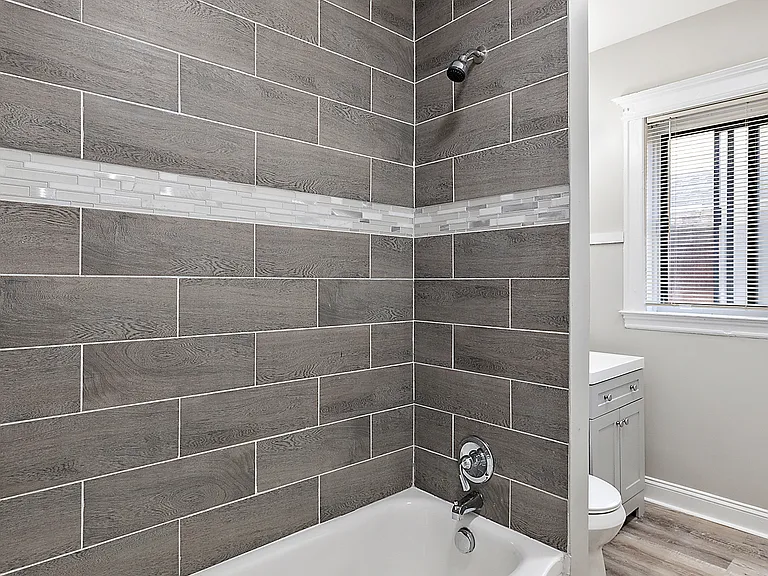 68 E Willis St #4 — Photo 13