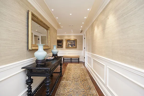 Sold by CitiSuites International Realty | media 20