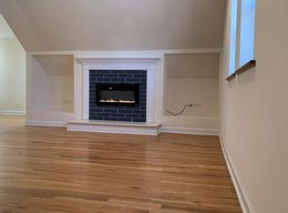 3755 N Christiana Ave #2, Chicago, IL 60618