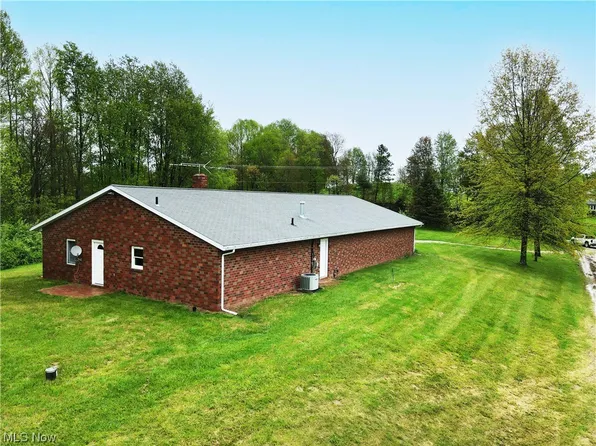 75200 State Highway 800, Freeport, OH 43973