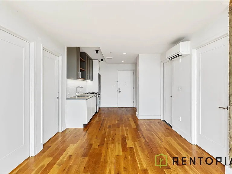 310 Graham Ave #3B — Photo 7