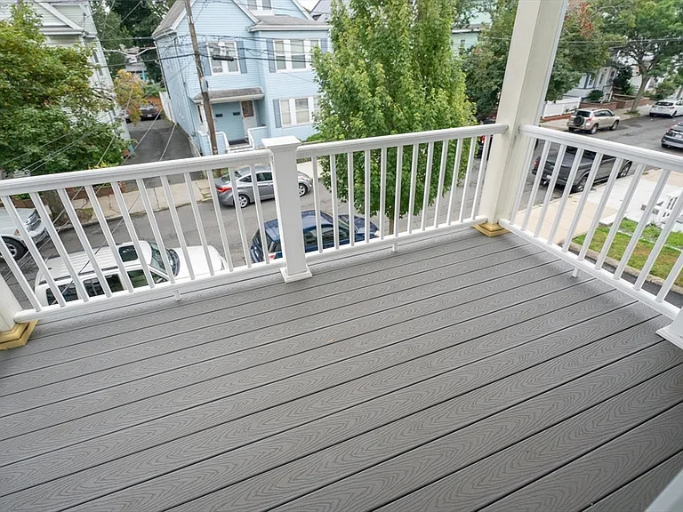 130 Francis St #2 — Photo 5