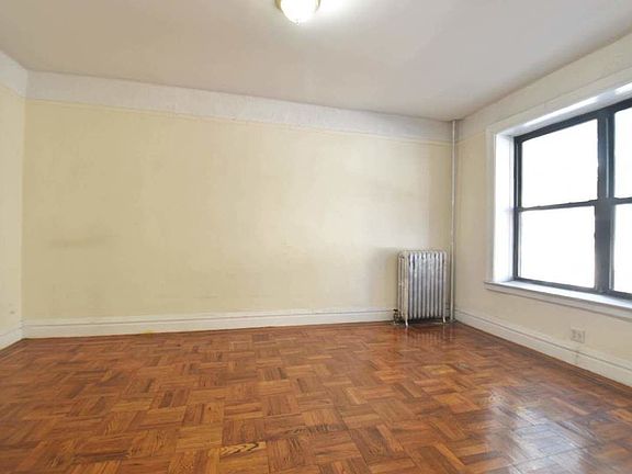2nd image of 56 Bennett Ave APT 1D