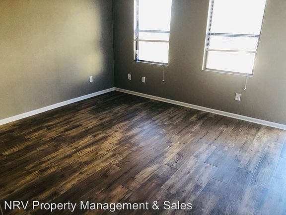 2nd image of 685 N High St APT G