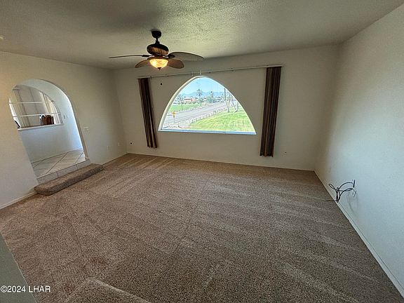 5th image of 654 Acoma Blvd S APT 1