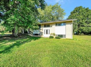 564 Cherokee Rd, Cedartown, GA 30125