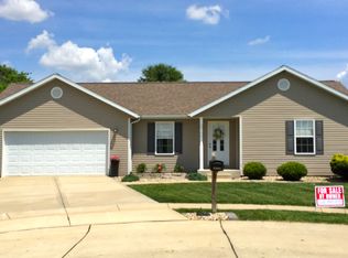 13193 Prairie Grass Ln, Breese, IL