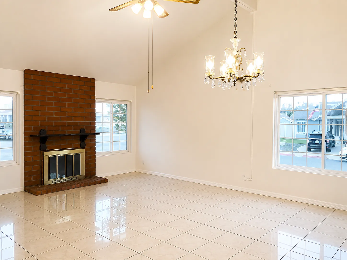 4 bed, 1644 sqft, $1,100 — Photo 3