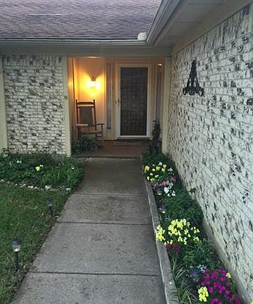 2nd image of 9829 Bancroft Dr