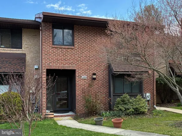 2153 Chapel Valley Ln, Lutherville Timonium, MD 21093