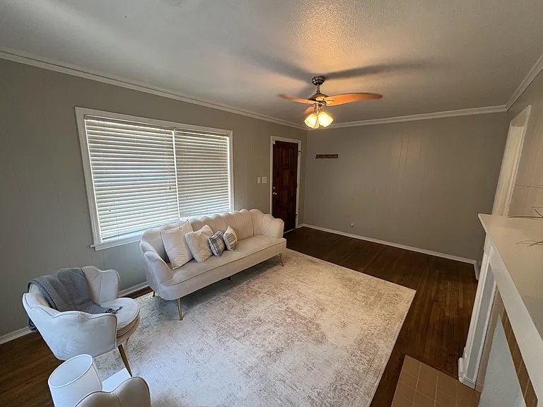 3408 E 4th Pl — Photo 5