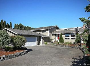 4425 185th Ave E, Lake Tapps, WA 98391