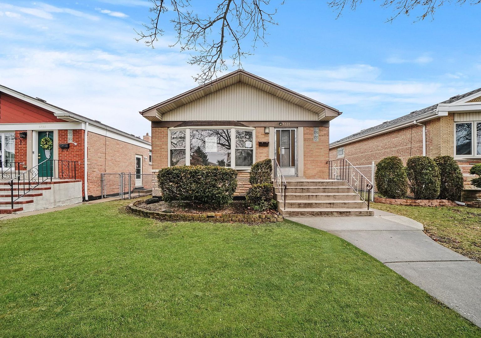 5737 S Oak Park Ave, Chicago, IL 60638 | Zillow